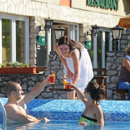 Szálloda Wellness Park 2*